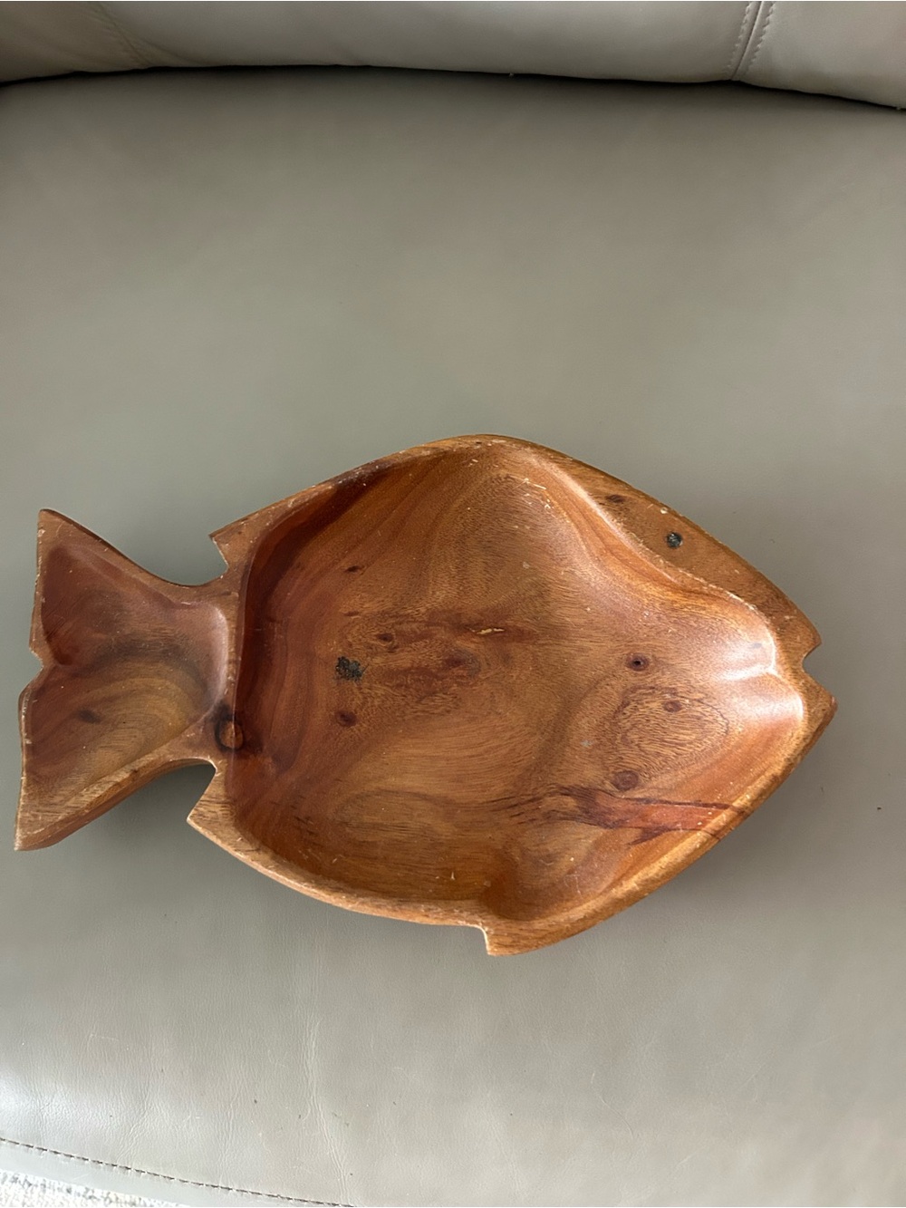 Kamari Woods Hand-Carved Monkey Pod Wood Fish Bowl - Brown